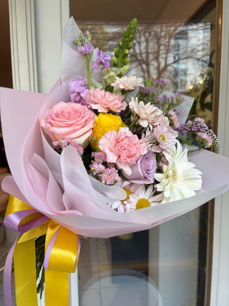 Bouquet flores mixtas + Bolsa
